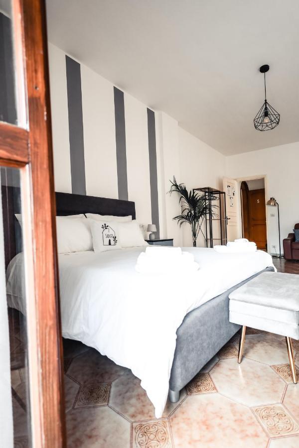 2 Santi - Suite And Rooms Lecce Exterior photo
